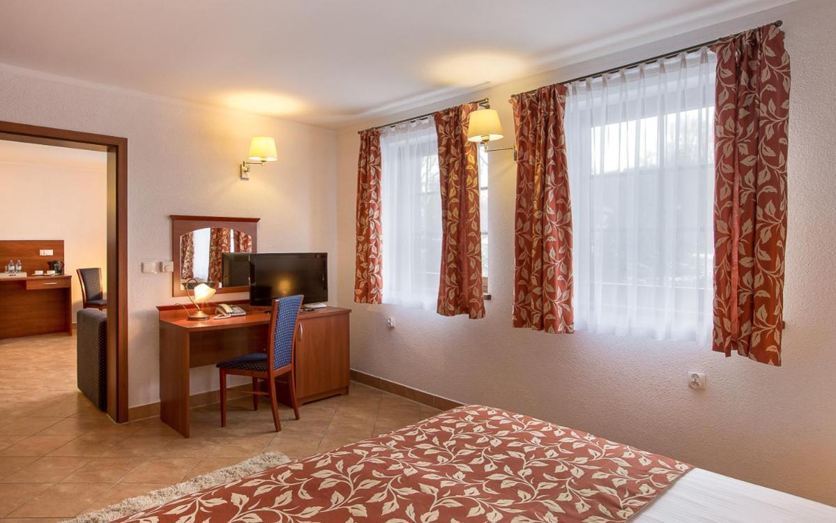 Hotel Concordia Podgórzyn Exteriör bild